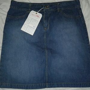 Liz & co blue jean skirt